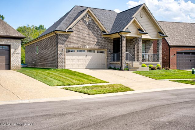 16021 Cumberland Lake Cir, Louisville, KY 40245