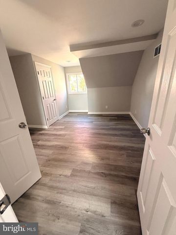 2714 THATCHER ST, Wilmington, DE 19802