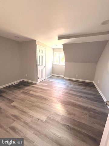 2714 THATCHER ST, Wilmington, DE 19802