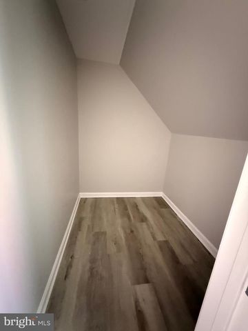 2714 THATCHER ST, Wilmington, DE 19802