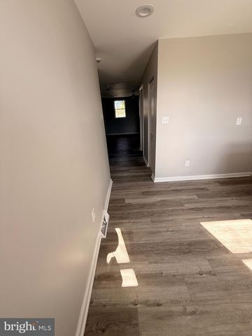 2714 THATCHER ST, Wilmington, DE 19802