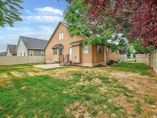 1013 W 250 N, Clearfield, UT 84015