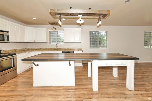 1013 W 250 N, Clearfield, UT 84015
