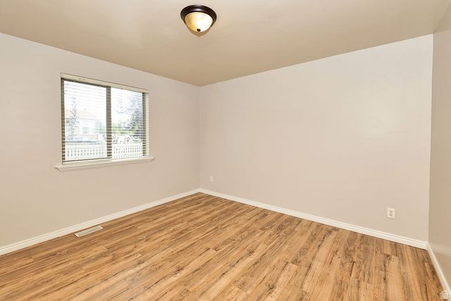 1013 W 250 N, Clearfield, UT 84015