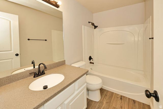 1013 W 250 N, Clearfield, UT 84015