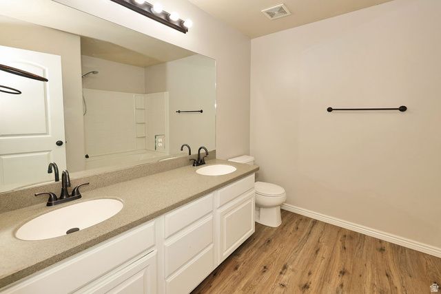 1013 W 250 N, Clearfield, UT 84015