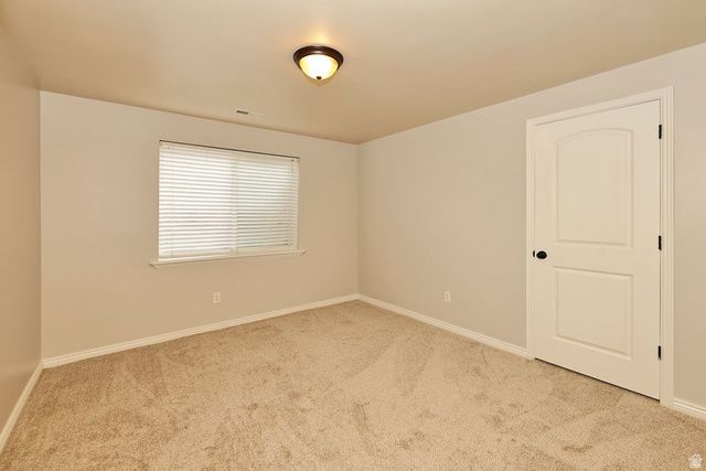 1013 W 250 N, Clearfield, UT 84015