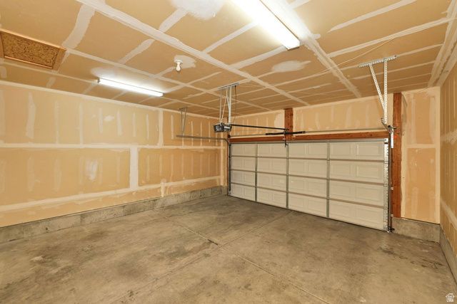 1013 W 250 N, Clearfield, UT 84015