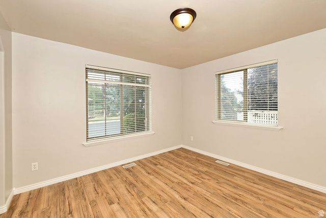 1013 W 250 N, Clearfield, UT 84015