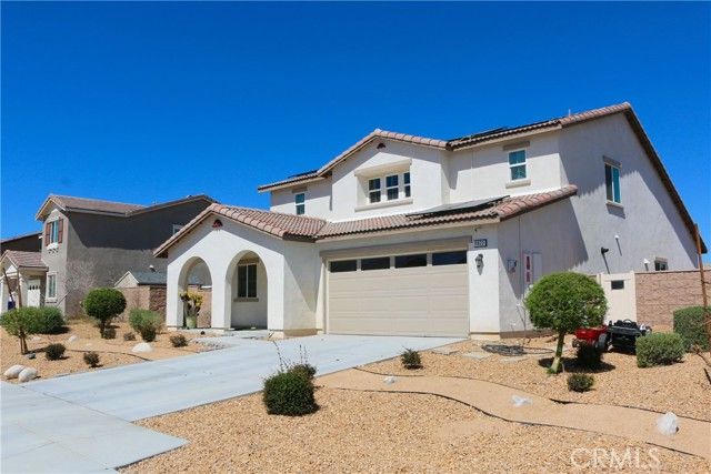11822 Flushing, Victorville, CA 92392