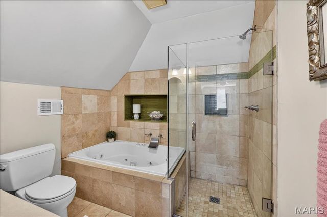 8 S Moreland Avenue, St Louis, MO 63122