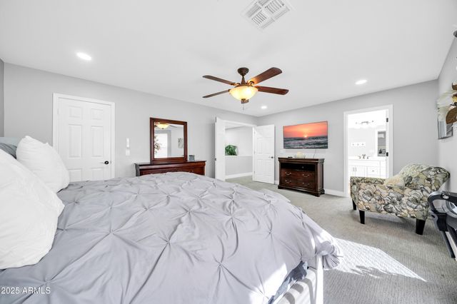 10617 W DALEY Lane, Peoria, AZ 85383