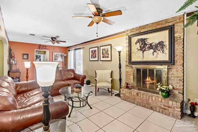 6002 Sarah Dr, Pensacola, FL 32503