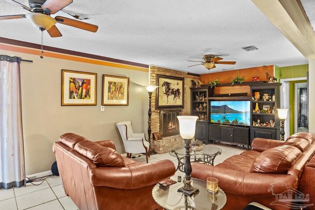 6002 Sarah Dr, Pensacola, FL 32503