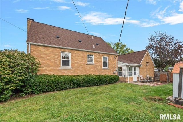 5 WESTWOOD Terrace, Springfield, IL 62702