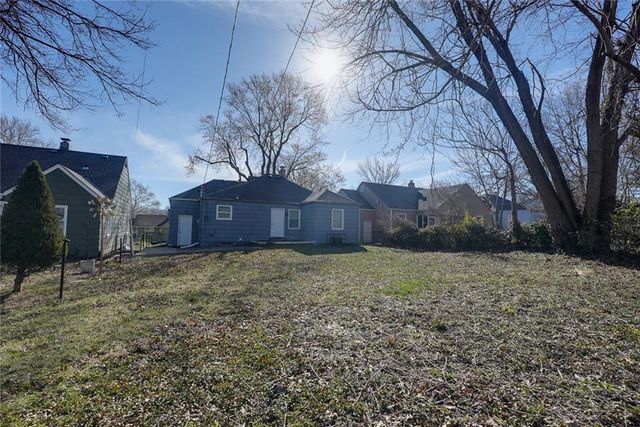 7202 Lydia Avenue, Kansas City, MO 64131