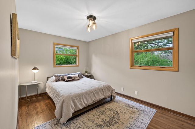 5221 Quebec Avenue N, New Hope, MN 55428