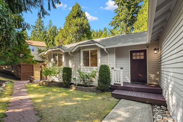 22706 NE 12th Place, Sammamish, WA 98074