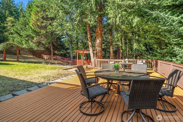 22706 NE 12th Place, Sammamish, WA 98074