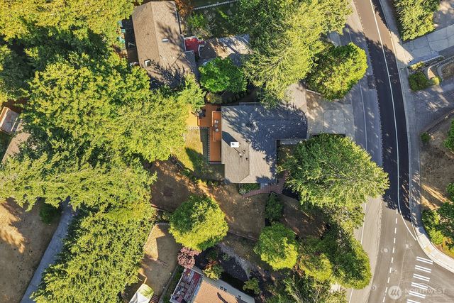 22706 NE 12th Place, Sammamish, WA 98074