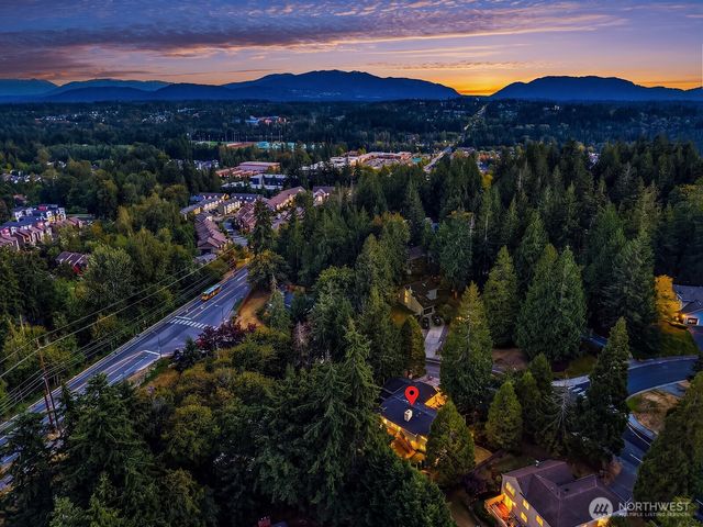 22706 NE 12th Place, Sammamish, WA 98074