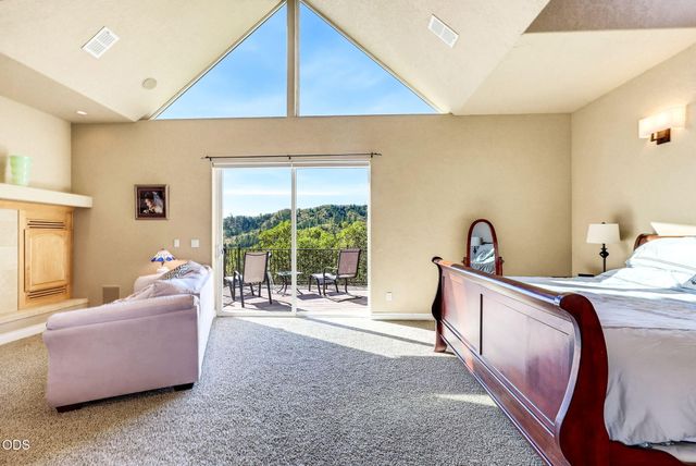 1076 NW Starlite Place, Grants Pass, OR 97526