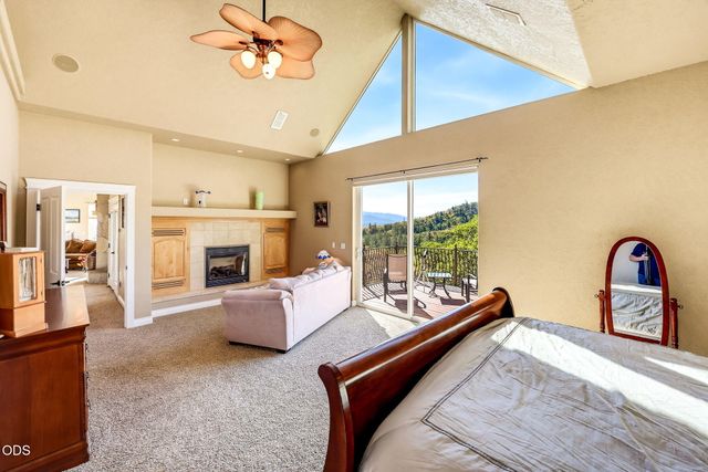1076 NW Starlite Place, Grants Pass, OR 97526