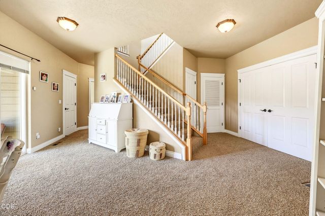 1076 NW Starlite Place, Grants Pass, OR 97526