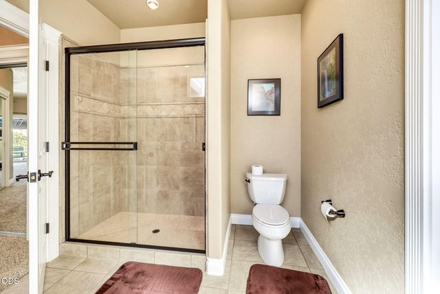 1076 NW Starlite Place, Grants Pass, OR 97526