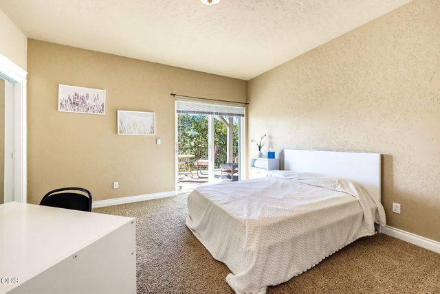 1076 NW Starlite Place, Grants Pass, OR 97526