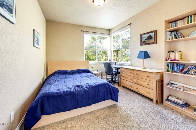 1076 NW Starlite Place, Grants Pass, OR 97526