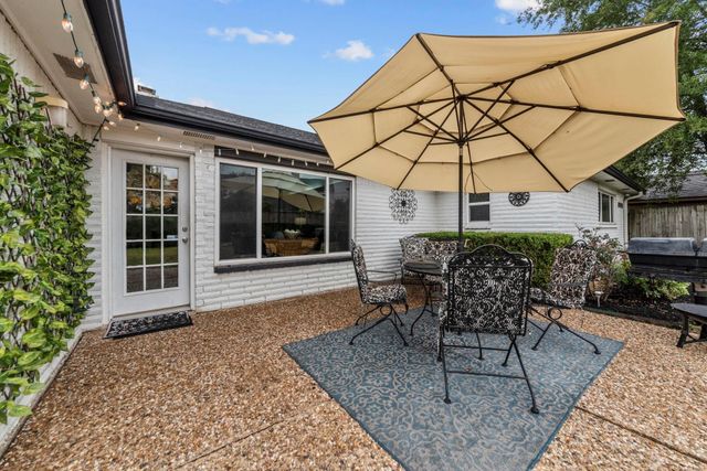 5230 Cripple Creek Court SE, Houston, TX 77017