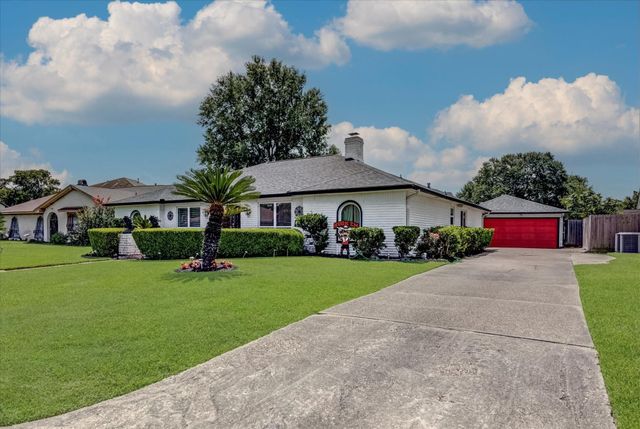 5230 Cripple Creek Court SE, Houston, TX 77017