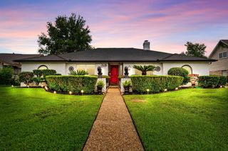 5230 Cripple Creek Court SE, Houston, TX 77017