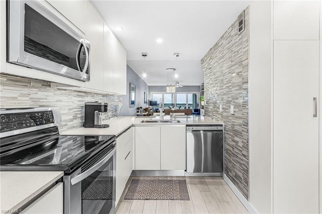 8402 Estero BLVD 704, FORT MYERS BEACH, FL 33931 — photo 5