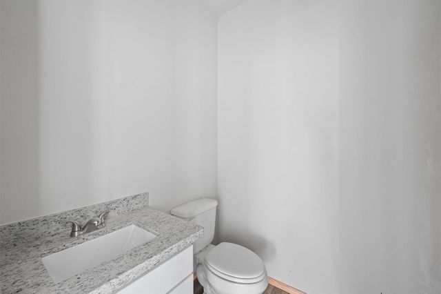 15618 Sycamore Drive, Montgomery, TX 77356