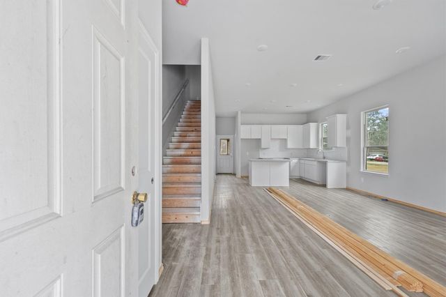 15618 Sycamore Drive, Montgomery, TX 77356