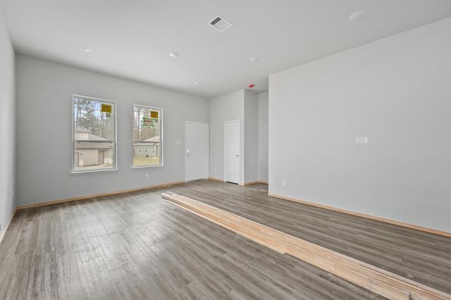 15618 Sycamore Drive, Montgomery, TX 77356