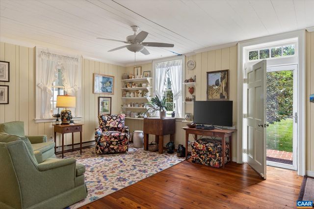 1268 GLENTHORNE LOOP, Nellysford, VA 22958