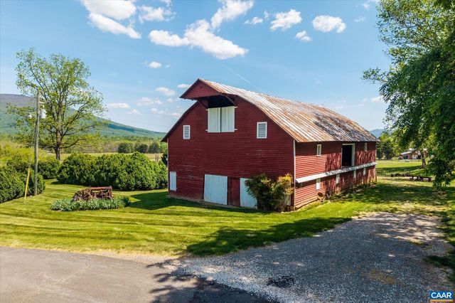 1268 GLENTHORNE LOOP, Nellysford, VA 22958