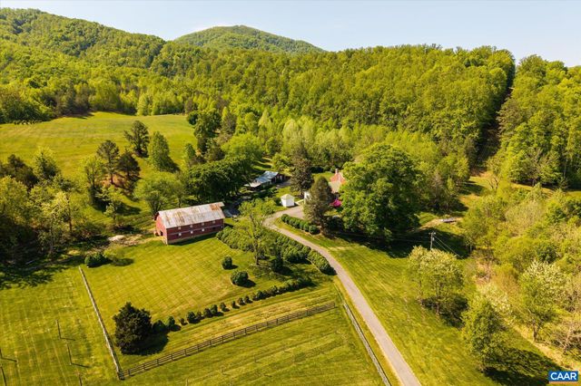 1268 GLENTHORNE LOOP, Nellysford, VA 22958