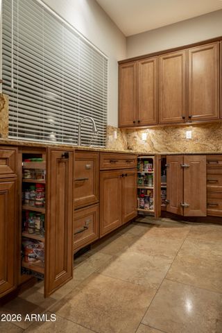 6338 E AMBER SUN Drive, Scottsdale, AZ 85266