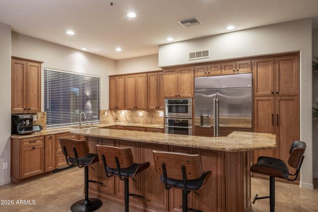 6338 E AMBER SUN Drive, Scottsdale, AZ 85266