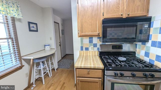 833 GALEN DR, State College, PA 16803