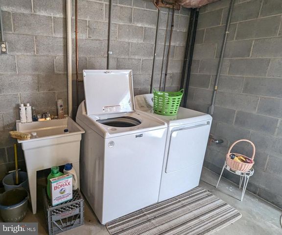 833 GALEN DR, State College, PA 16803