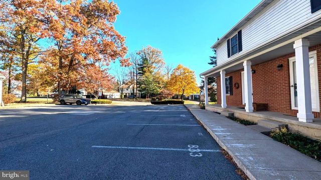 833 GALEN DR, State College, PA 16803