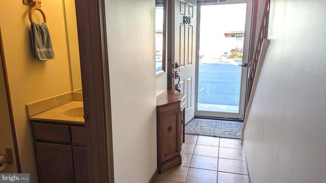 833 GALEN DR, State College, PA 16803