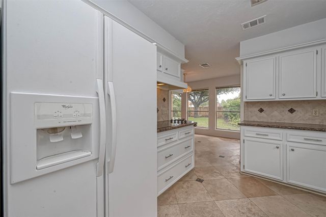 2831 Pecan Ridge Drive, Sugar Land, TX 77479