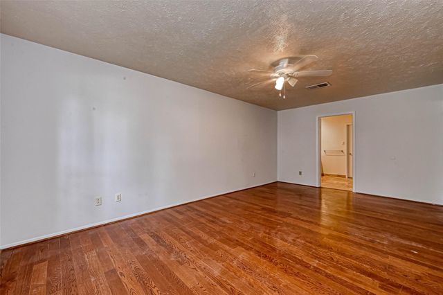 2831 Pecan Ridge Drive, Sugar Land, TX 77479