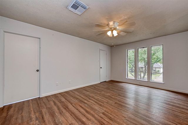 2831 Pecan Ridge Drive, Sugar Land, TX 77479